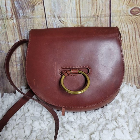 Madewell Handbags - Madewell Lisbon O Ring Leather Saddle Bag